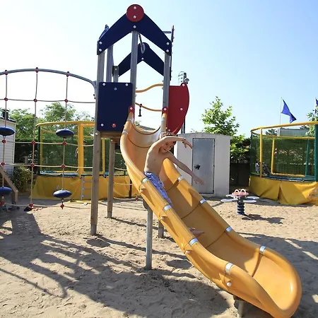 Camping Sunissim Les Flots Bleus By Locatour Κάμπινγκ Λα Ροσέλ